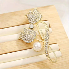 Load image into Gallery viewer, Exquisite Tulip-Shaped Faux Pearl Brooch Adorned with Artificial Diamond