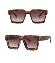 Load image into Gallery viewer, Fashion Black Design Stylish Sunglasses For Men & Women Square Shape Driving Eyewear Classic Luxury Style Sun Glasses For Men Women Anti Blue Light Sun Glasses For Summer