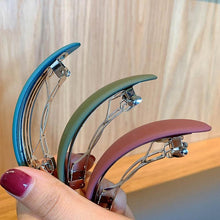 Load image into Gallery viewer, Fashion Matte Geometric Hair Clip Elegant Women Barrettes Hairpins Ponytail Holder Hairgrips Headwear Gorgeous Hair Accessories For Women