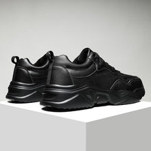 Load image into Gallery viewer, Fashion Men's Sneakers Winter Plush Casual Shoes Trainers Lightweight Vulcanize Walking Sneakers Warm Anti-Slip Soft Sole Warm Fur Lined Winter Comfortable Sneakers
