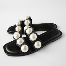 Load image into Gallery viewer, Fashion Party Dresses Shoes Pearl Sandals Flat Women Flip Flops Casual Beach Flat Slippers Dressy Flat Sandals With Pearls Slip On Summer Beach Bridal Shoes