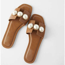 Load image into Gallery viewer, Fashion Party Dresses Shoes Pearl Sandals Flat Women Flip Flops Casual Beach Flat Slippers Dressy Flat Sandals With Pearls Slip On Summer Beach Bridal Shoes