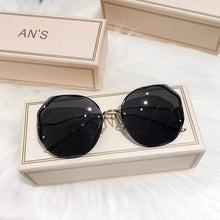 Load image into Gallery viewer, 3-Pack: Fashion Tea Gradient Sunglasses