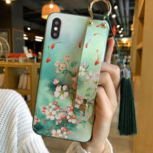 Load image into Gallery viewer, Fashionable Flower Phone Case for iPhone 11 12 13 14 Pro MAX X XS MAX XR 8 7 6 6s Plus X Soft Back Cases Wrist Strap Tassel Cover shockproof Hard Back Cover Slim Full Body Protective Trendy Cute Stylish Phone Case for Women