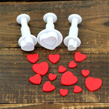 Load image into Gallery viewer, Fondant Cake Cookie Cutter Embossed Ejector Stamp Plunger Mold Kitchen Baking Cake Decorating Tools Heart Shaped Cookie Mold Hand Press Cookie Dessert Cutter Pastry Decoration Tool Mooncake Maker