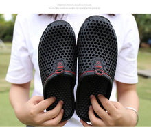 Load image into Gallery viewer, Garden Clog Women Quick Drying Summer Beach Slipper Flat Outdoor Sandals Breathable Mesh Sandals Beach Footwear Anti-Slip Slippers Quick Drying Sandals