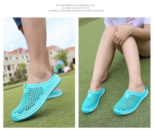 Load image into Gallery viewer, Garden Clog Women Quick Drying Summer Beach Slipper Flat Outdoor Sandals Breathable Mesh Sandals Beach Footwear Anti-Slip Slippers Quick Drying Sandals
