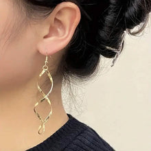Load image into Gallery viewer, Spiral Design Dangle Earrings