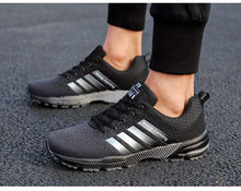 Load image into Gallery viewer, Green Breathable Mens Running Sneakers Outdoor Marathon Lightweight Running Mens Sport Shoes Athletic Footwear Breathable Comfortable Athletic Sport Sneakers