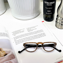 Load image into Gallery viewer, Chloe