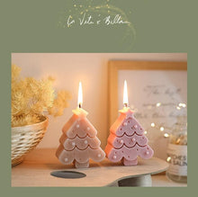 Load image into Gallery viewer, Handmade Creative Christmas Tree Scented Candles Christmas Tree Candles Christmas Gifts For Women Mom Girlfriend Christmas Scented Candles Home Decor Christmas Novelty Scented Candles Seasonal Celebration Candle Decoration Candle Gift