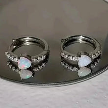 Load image into Gallery viewer, Heart-shaped Synthetic Zirconia Hoop Earrings