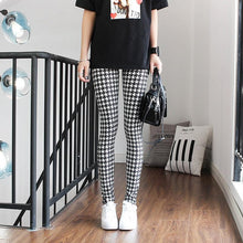 Load image into Gallery viewer, High Waist Leggings Pants Fitness Women Fashion Printing Leggings Women Fitness Yoga Pants High Waist Push Up Sportswear Elastic Trousers Gym Running Workout Pants Push Up Running Elastic Stripe Dot Bottom Leggings