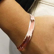 Load image into Gallery viewer, Italian Solid Sterling Silver 7MM Herringbone Bracelet