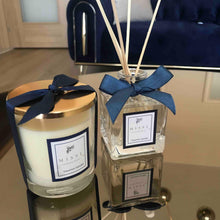 Load image into Gallery viewer, Jasmine Sandal Scented Glass Candle With Golden Metal Cover Long-Burning Fragrant Candles in Glass Container With Metal Lid Hand-Poured Natural Soy Blend No Additives No Dye