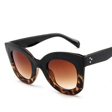 Load image into Gallery viewer, Ladies Fashion Retro Sun Sunglasses For Women Cat Eye Glasses Women/Men Luxury Eyewear For Female Lightweight Frame Glasses For Women Retro Eyewear Unique Style Eyeglasses