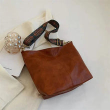 Load image into Gallery viewer, Large Geometric Crossbody Bag