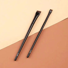 Load image into Gallery viewer, Lavish Style Contour Brush Eyebrow Eyeliner Brush Professional Small Angled Eyebrow Brush High Quality Eye brow liner Brush Makeup Tools
