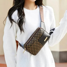 Load image into Gallery viewer, Leopard Pattern Chest Bag