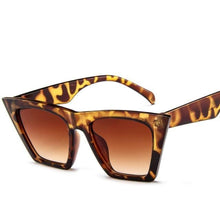 Load image into Gallery viewer, Luxury Design Sunglasses For Women Square Shape Glasses For Women New Popular Retro Design Eyewear For Women/Men Design Sunglasses