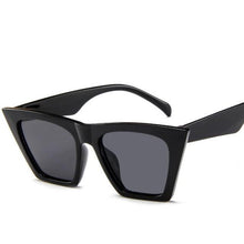 Load image into Gallery viewer, Luxury Design Sunglasses For Women Square Shape Glasses For Women New Popular Retro Design Eyewear For Women/Men Design Sunglasses