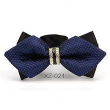 Load image into Gallery viewer, Luxury Men Polyester Bowtie Fashionable Bowtie Stylish Design Wedding Parties Bowties
