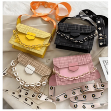 Load image into Gallery viewer, Luxury Wide Strap Shoulder Bags for Women And Girls Designer Lady Handbags and Purses Fashionable Chain Messenger Crossbody Bags