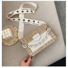 Load image into Gallery viewer, Luxury Wide Strap Shoulder Bags for Women And Girls Designer Lady Handbags and Purses Fashionable Chain Messenger Crossbody Bags