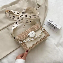 Load image into Gallery viewer, Luxury Wide Strap Shoulder Bags for Women And Girls Designer Lady Handbags and Purses Fashionable Chain Messenger Crossbody Bags