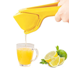 Load image into Gallery viewer, Manual Lemon Squeezer Fold Flat Design