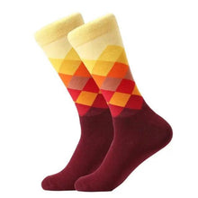 Load image into Gallery viewer, Men Cotton Socks Gradient Color Summer Style Long Wedding Sock Men Knee High Business Socks Man Socks Men's Ladies Novelty Bright Colorful Patterned Cotton Socks