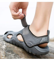 Load image into Gallery viewer, Men Flip Flops Sandals Summer Slippers Summer Beach Slippers Sandals Breathable Slip On Shoes Outdoor Home Slip On Walking Casual Fashion Clogs For Mens