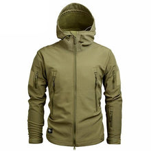 Load image into Gallery viewer, Men Green Autumn Camouflage Jacket Men's Lightweight Water-Resistant Jacket Tactical Clothing Male Camouflage Windbreaker Breathable Outdoor Snow Jacket