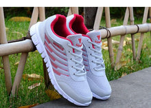 Load image into Gallery viewer, Men's Lightweight Walking Sneakers Casual Shoes Trainers Sneakers Sport Light Sneakers Breathable Casual Shoes Outdoor Walking Comfortable Running Sneakers For Mens