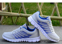 Load image into Gallery viewer, Men's Lightweight Walking Sneakers Casual Shoes Trainers Sneakers Sport Light Sneakers Breathable Casual Shoes Outdoor Walking Comfortable Running Sneakers For Mens