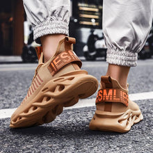 Load image into Gallery viewer, Men's Luxury Sneakers Autumn Mens Casual Shoes Lace-Up Breathable Light Running Tenis Shoes Modern Sneakers Breathable Black Trendy Sneakers
