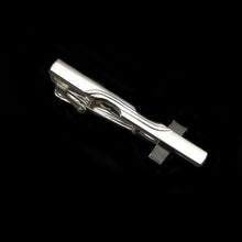 Load image into Gallery viewer, Men's Metal Tie Clip Bright Stainless Steel Tie Clip Men's Classic Tie Clip Elegant Jewelry Necktie Clips Clasp Simple Wedding Jewelry Necktie Clips For Party Charming Creative Anniversary Gifts