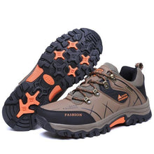 Load image into Gallery viewer, Men's Winter Snow Boots Waterproof Leather Sports Super Warm Men's Boots Outdoor Hiking Boots Work Travel Shoes Trail Climbing Shoes Lace Up Anti-Slip Waterproof Working Outdoor Boots