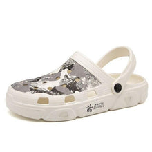 Load image into Gallery viewer, Men Sandals Summer Camouflage Hole Shoes Garden Shoes Outdoor Non-slip Beach Shoes Flat Sandals Home Slippers Unisex Garden Clogs Shoes Slippers Sandals For Mens