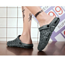 Load image into Gallery viewer, Men Summer Hole Shoes Rubber Plastic Unisex Garden Shoes Beach Flat Men Sandals Outdoor Indoor Slippers Lightweight Sandals Garden Clogs Hiking Shoes Water Beach Shoes