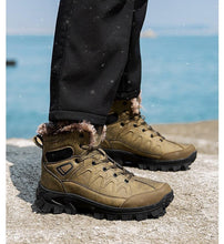 Load image into Gallery viewer, Men Winter Snow Boots Waterproof Leather Outdoor Hiqh Quality Boots Training Boots Non-Slip Warm Waterproof Mid Calf Shoes Outdoor Hiking Climbing Full Fur Lined Design