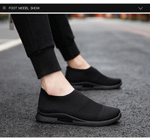 Load image into Gallery viewer, Mens Light Running Shoes Jogging Breathable Sneakers Slip Casual Couple Shoes Outdoor Walking Footwear Non-Slip Running Mesh Workout Casual Sports Shoes