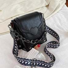 Load image into Gallery viewer, Modern Elegant Stunning Heart-Shaped Women's Bag Cute Studded Shoulder Bag For Women And Girls