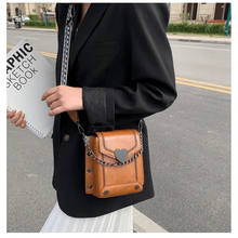 Load image into Gallery viewer, Modern Elegant Stunning Heart-Shaped Women's Bag Cute Studded Shoulder Bag For Women And Girls