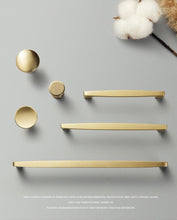 Load image into Gallery viewer, Modern Gold Knob Pure Copper Kitchen Cabinet Handles Cupboard Door Pulls Drawer Knobs Brass Furniture Handle Hardware Drawer Pulls Cupboard Knob For Kitchen Furniture Hardware
