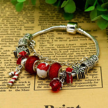 Load image into Gallery viewer, Murano and Swarovski Crystal Christmas Bracelet