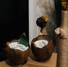 Load image into Gallery viewer, Natural Coconut Shell Decorative Scented Candle Wood Wicked Coconut Scented Candle Natural Coconut Shell Eco Friendly Ideal for Home and Beach Décor Aromatherapy Candle
