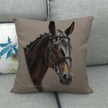 Load image into Gallery viewer, New Animal Pattern Pillow Cover Simple Wind Pillow Set Art Home Decorative Throw Pillow Cover Horse Cotton Linen Cushion for Couch Sofa Bedroom Livingroom Kitchen Car Restoring Ancient Ways Horse Head Decorative Cushion Covers 45x45CM