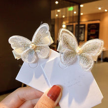 Load image into Gallery viewer, New Arrival Lace Cute Butterfly Hair Clips Hairpins Fashion Barrette Wedding Hairpins Woman Wedding Hair Accessories for Brides and Bridesmaids Styling Tools