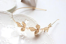 Load image into Gallery viewer, New Fashion Bride beautiful simple generous metal Leaves leaf crown hair band headband Women girls hair Accessories Headdress For Weddings